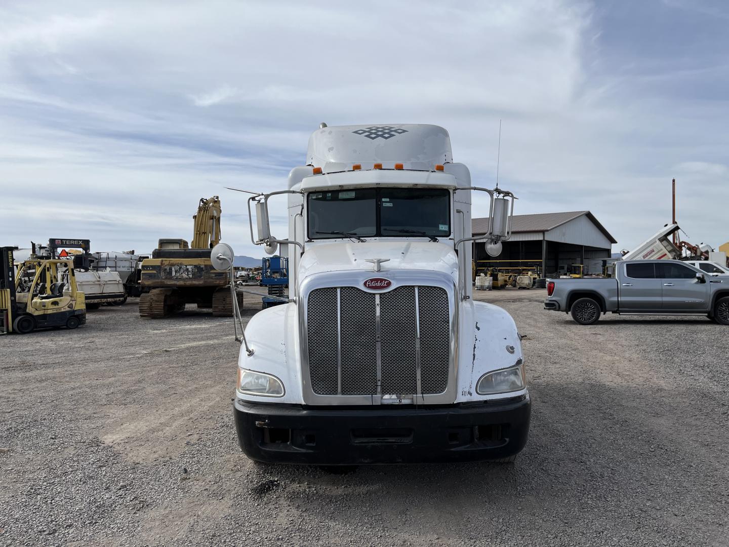 TRACTOCAMION PETERBILT 386